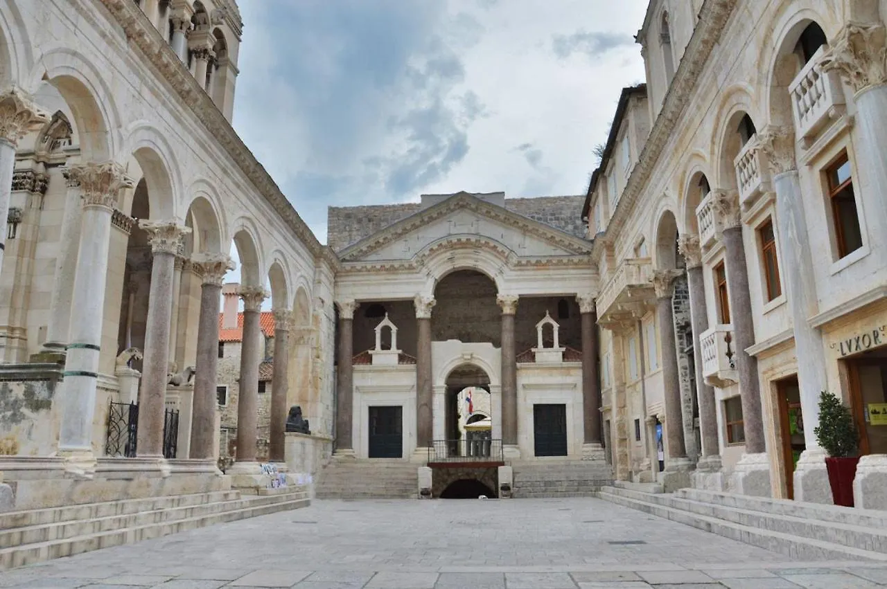 Exclusive Villa Marnano - Split center